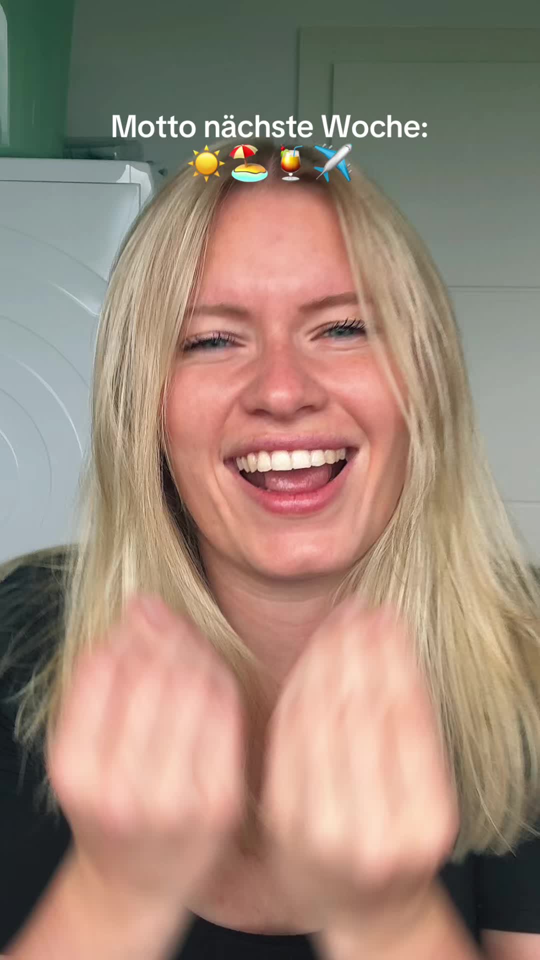 @justlarathings