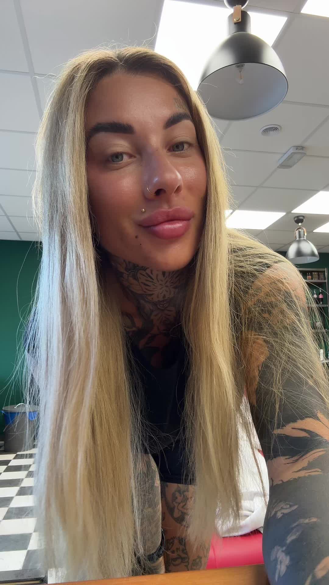 @KikiJulek/ JKikulek