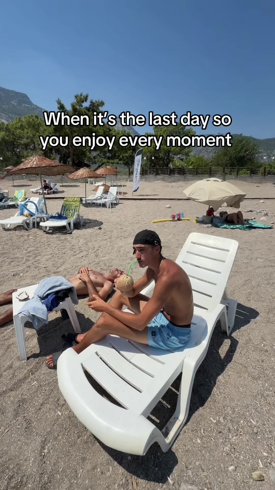 @𝓤𝔃𝔃𝓲シ