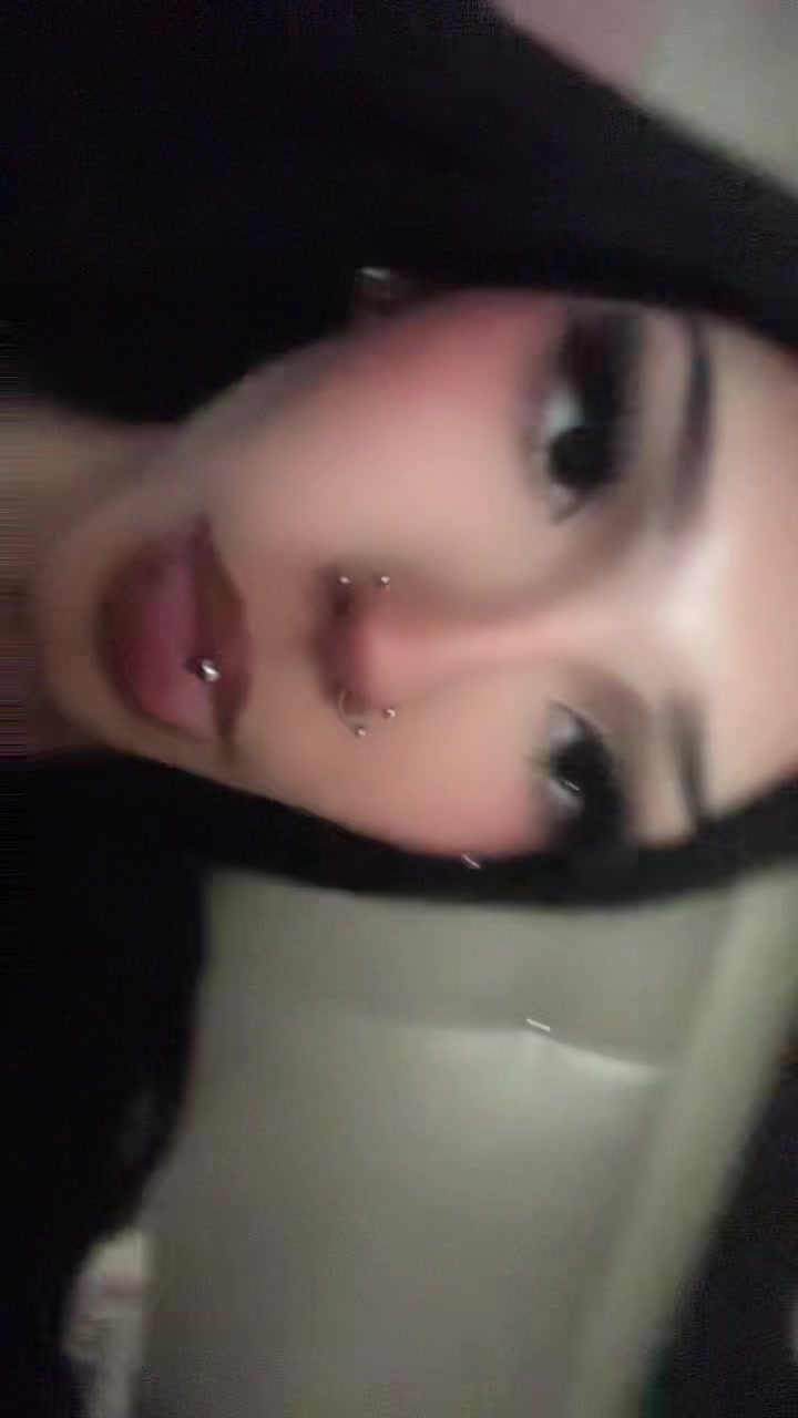 @⋆༺𓆩☠︎︎𓆪༻⋆