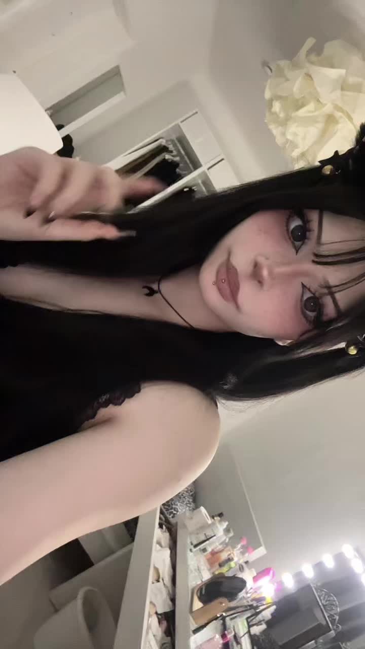 @melikenaz