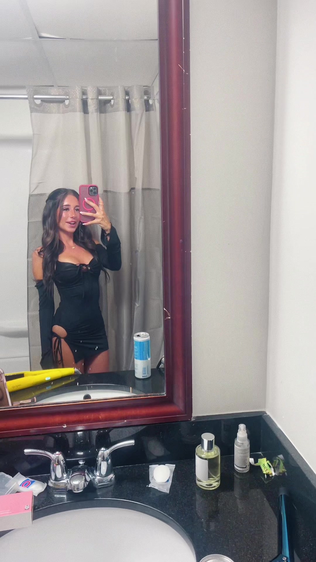 @Sabrina