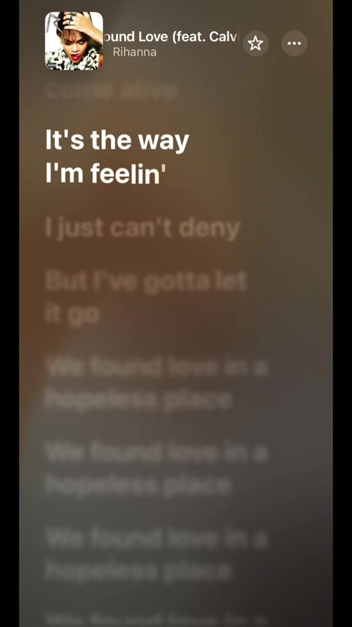 @DailyThrowback 🎧🤍