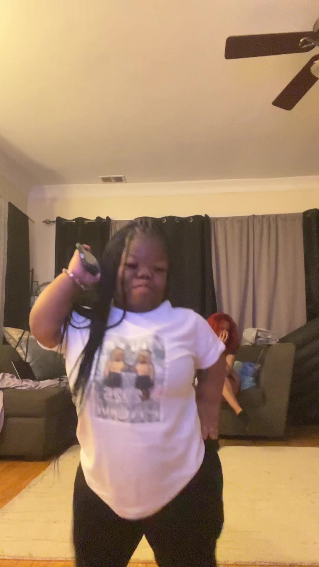 @kiarakalonn
