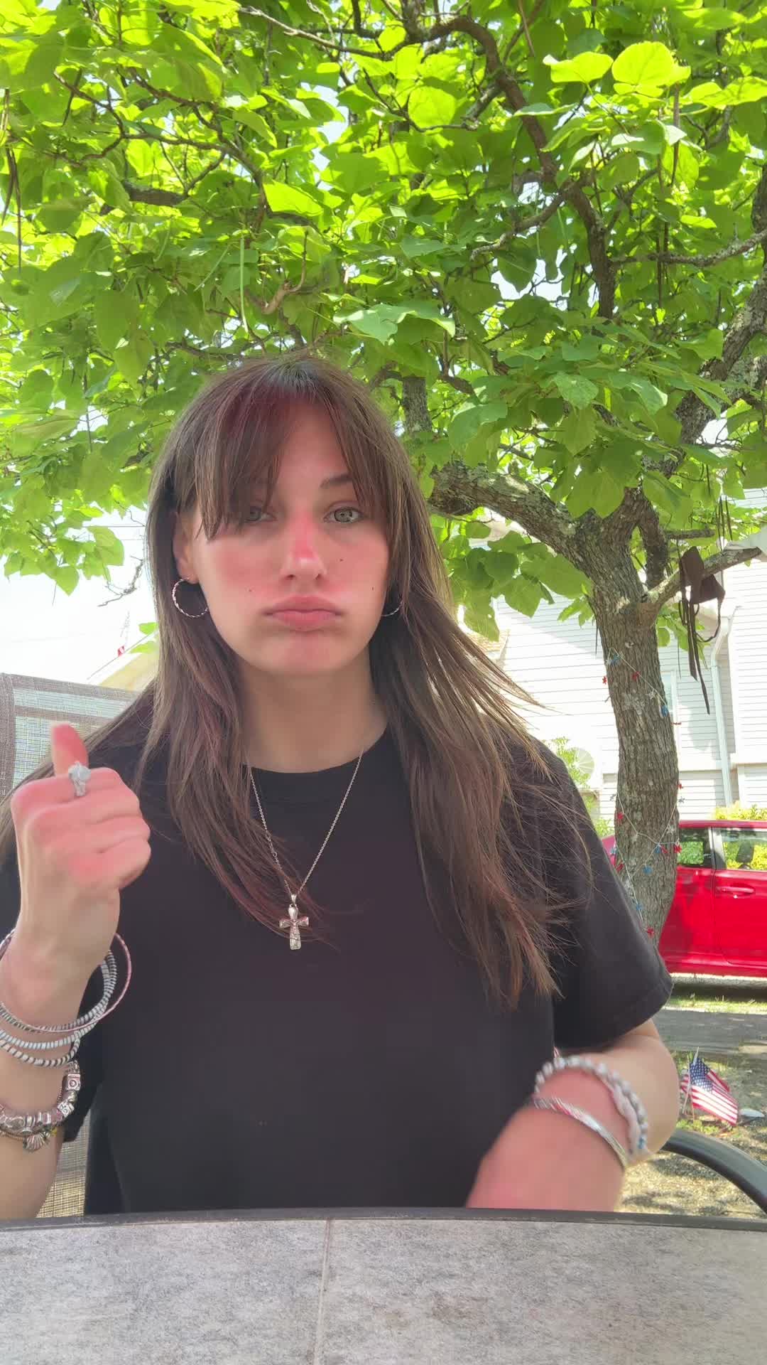 @Livvyシ
