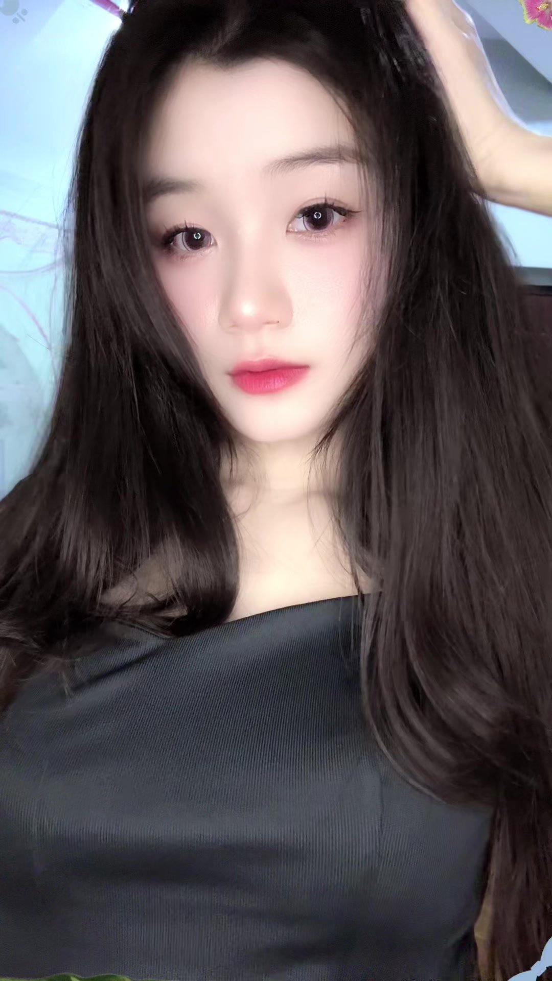 @yOOnkHIn LAY