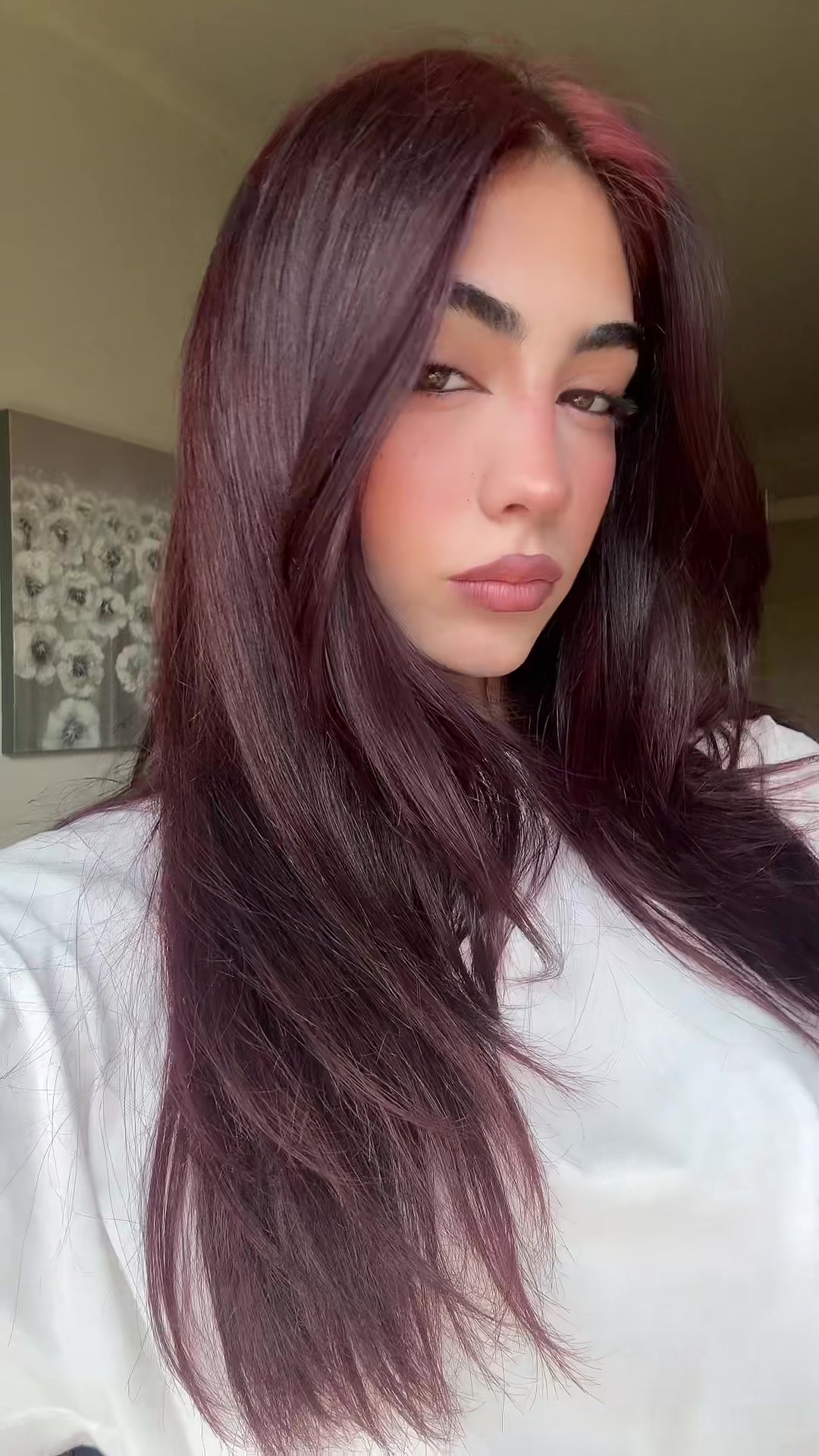 @ნია