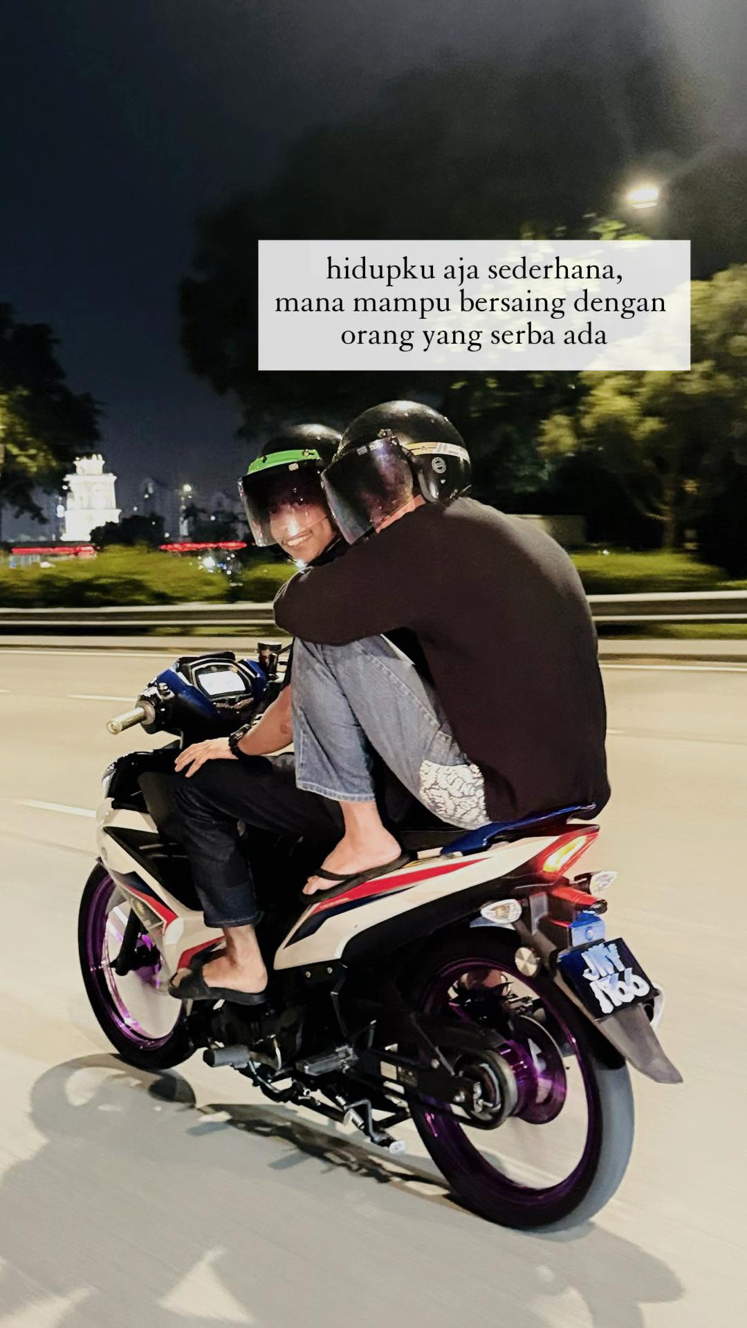 @￼