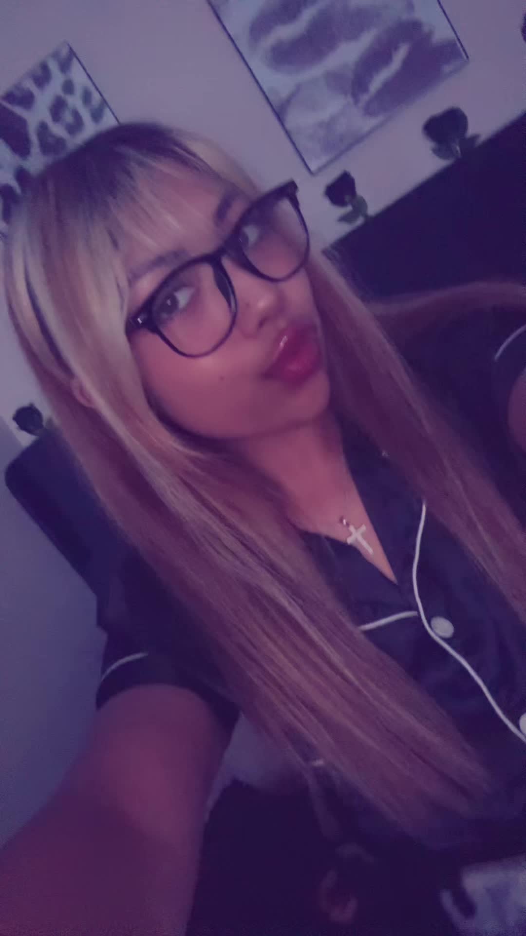 @🐰
