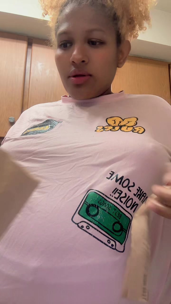 @lataniameza