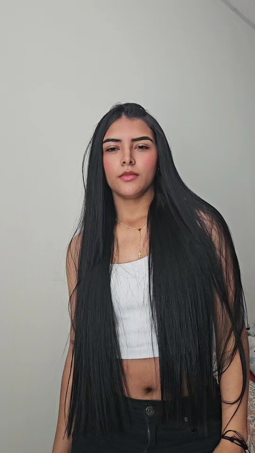 @oficial.yuliana