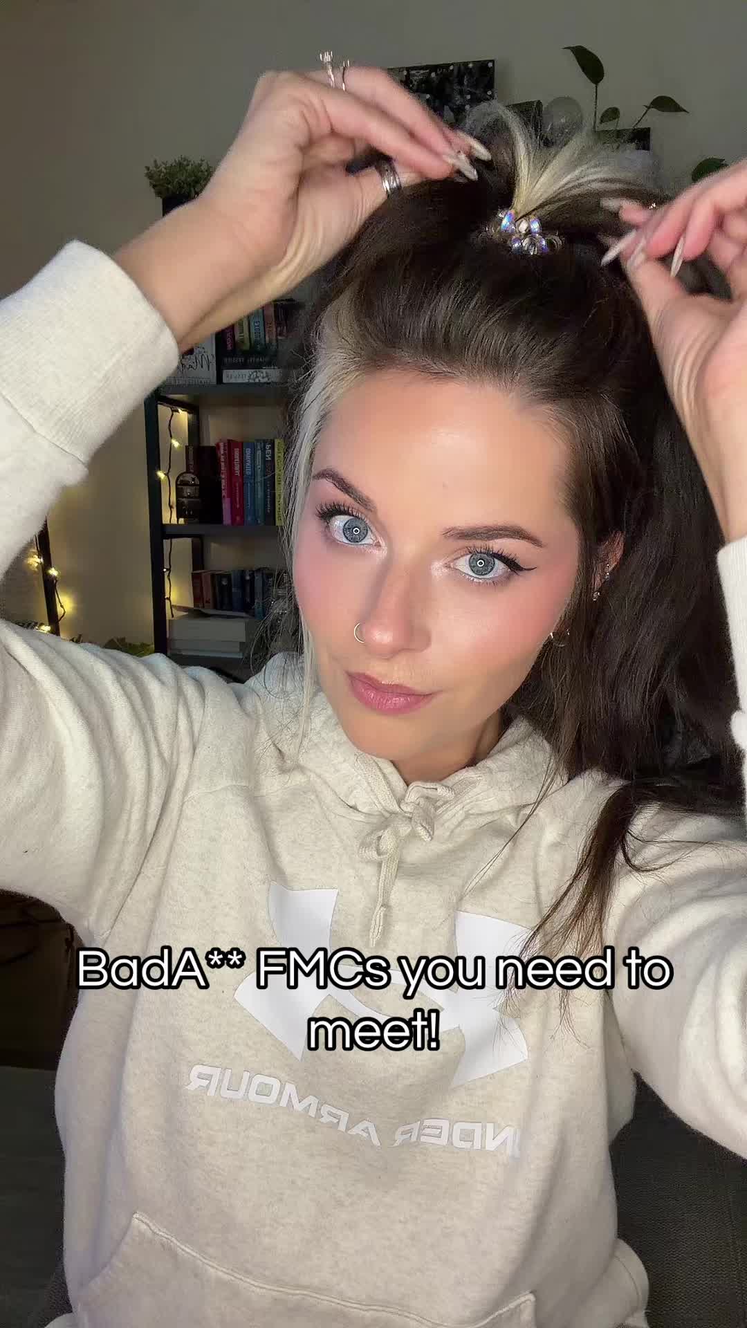@Emily Violet 📚