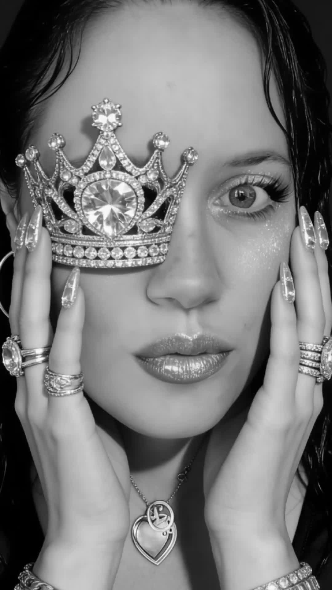 @👑Noble🔱💛Petzierella👑