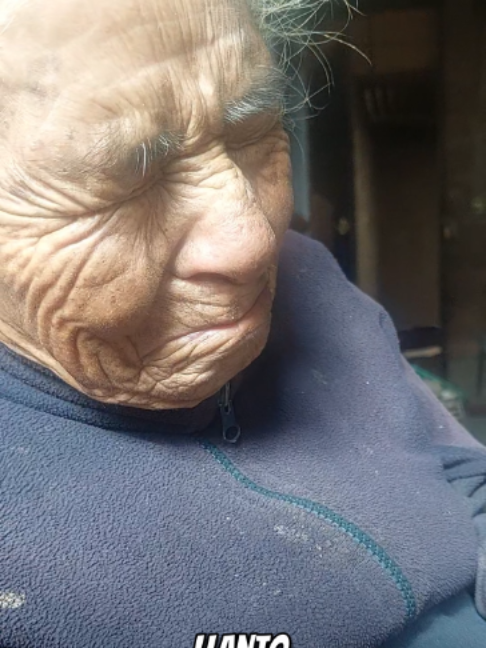 @AdoptaUnAbuelito