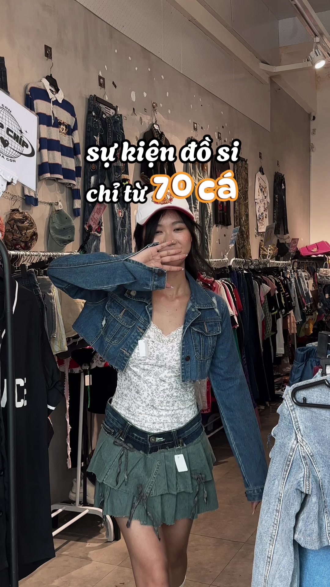@Trái Phải Event Thrift & Local