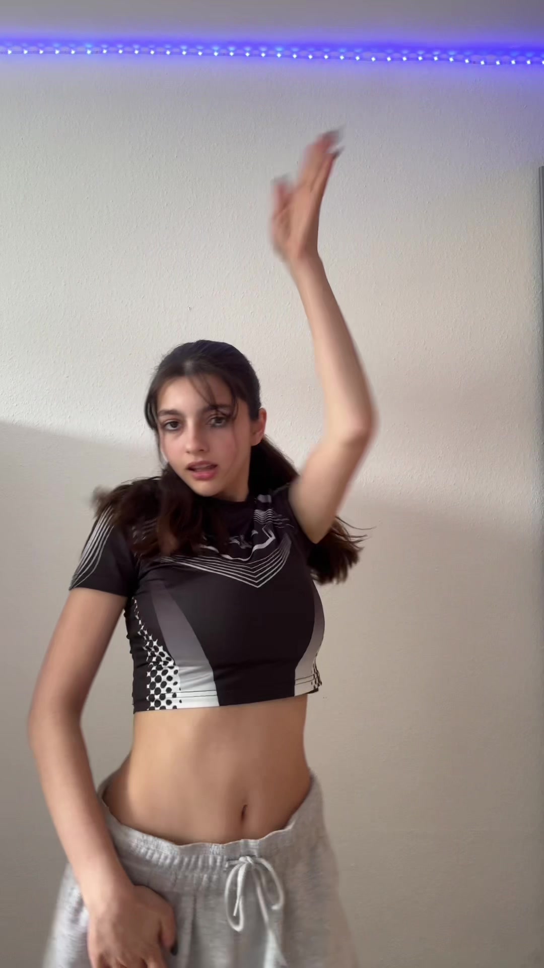 @hello_kicki