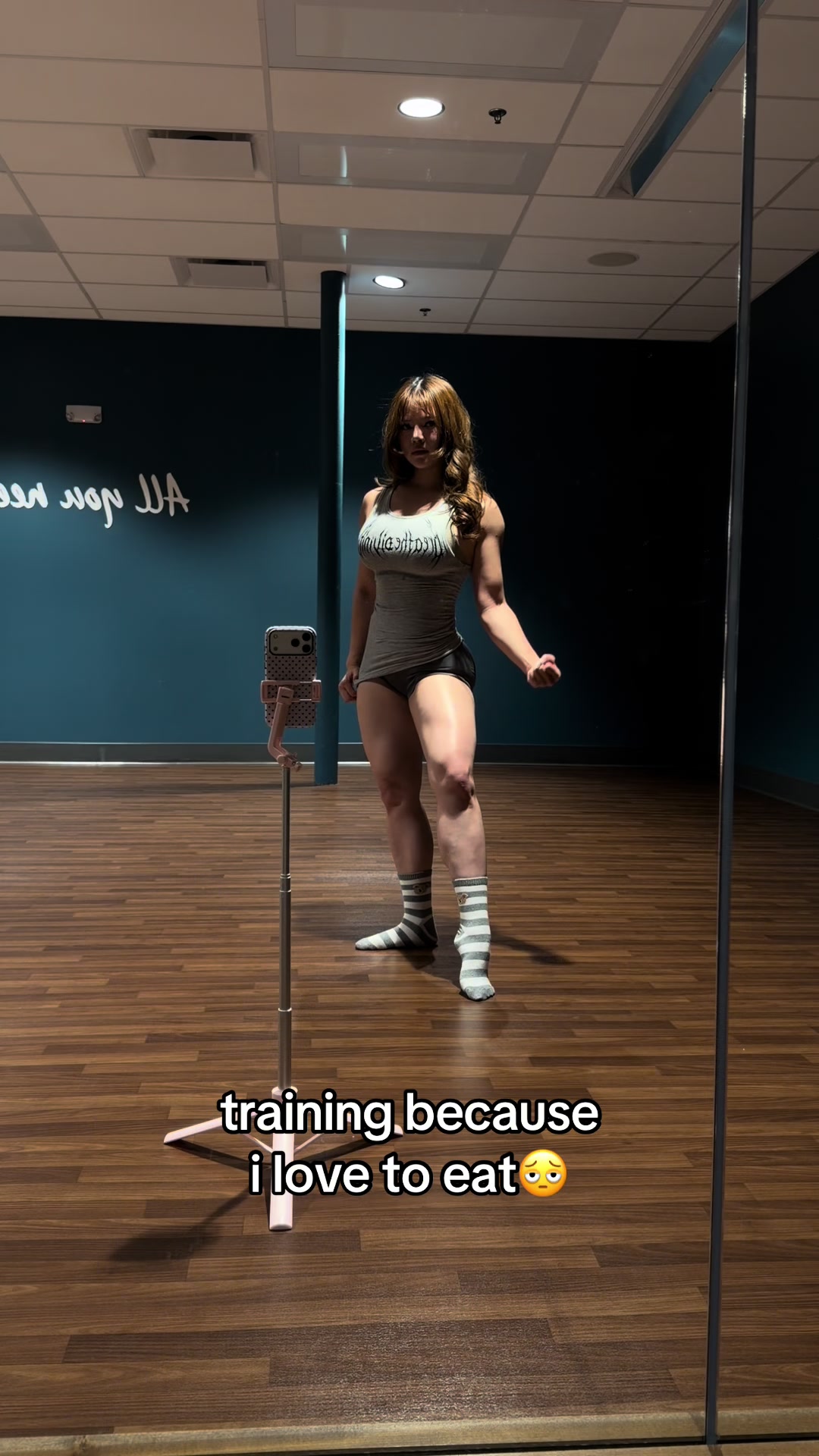 @dommymommytiff