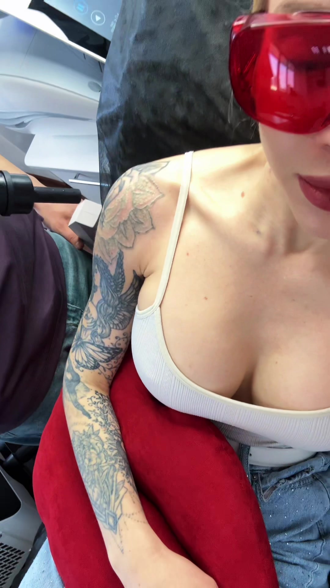 @1moonlui