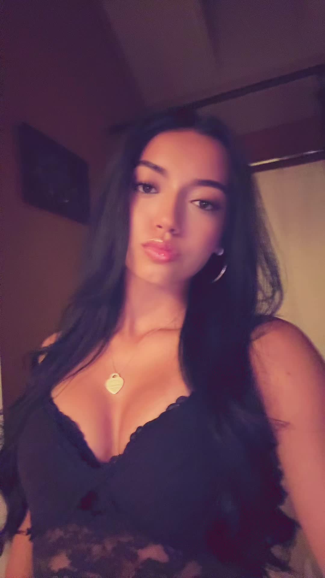 @ale 🖤
