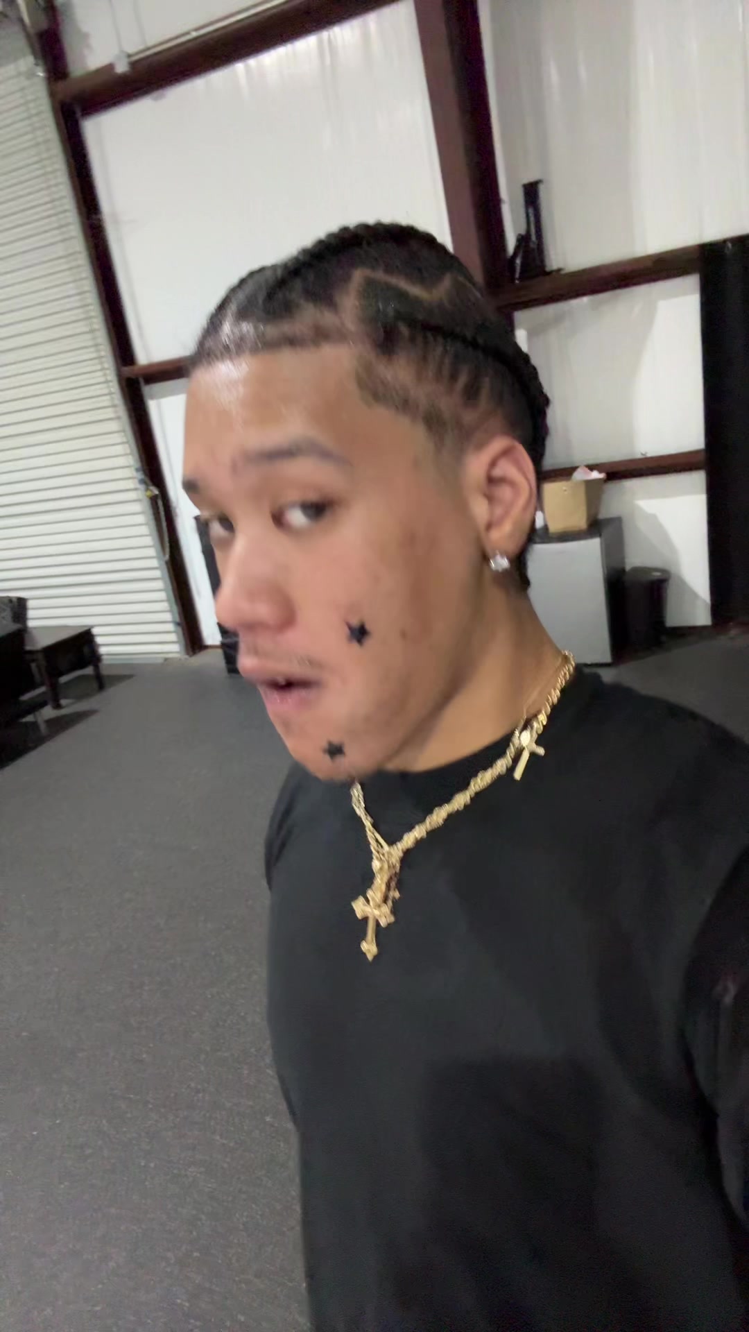 @e