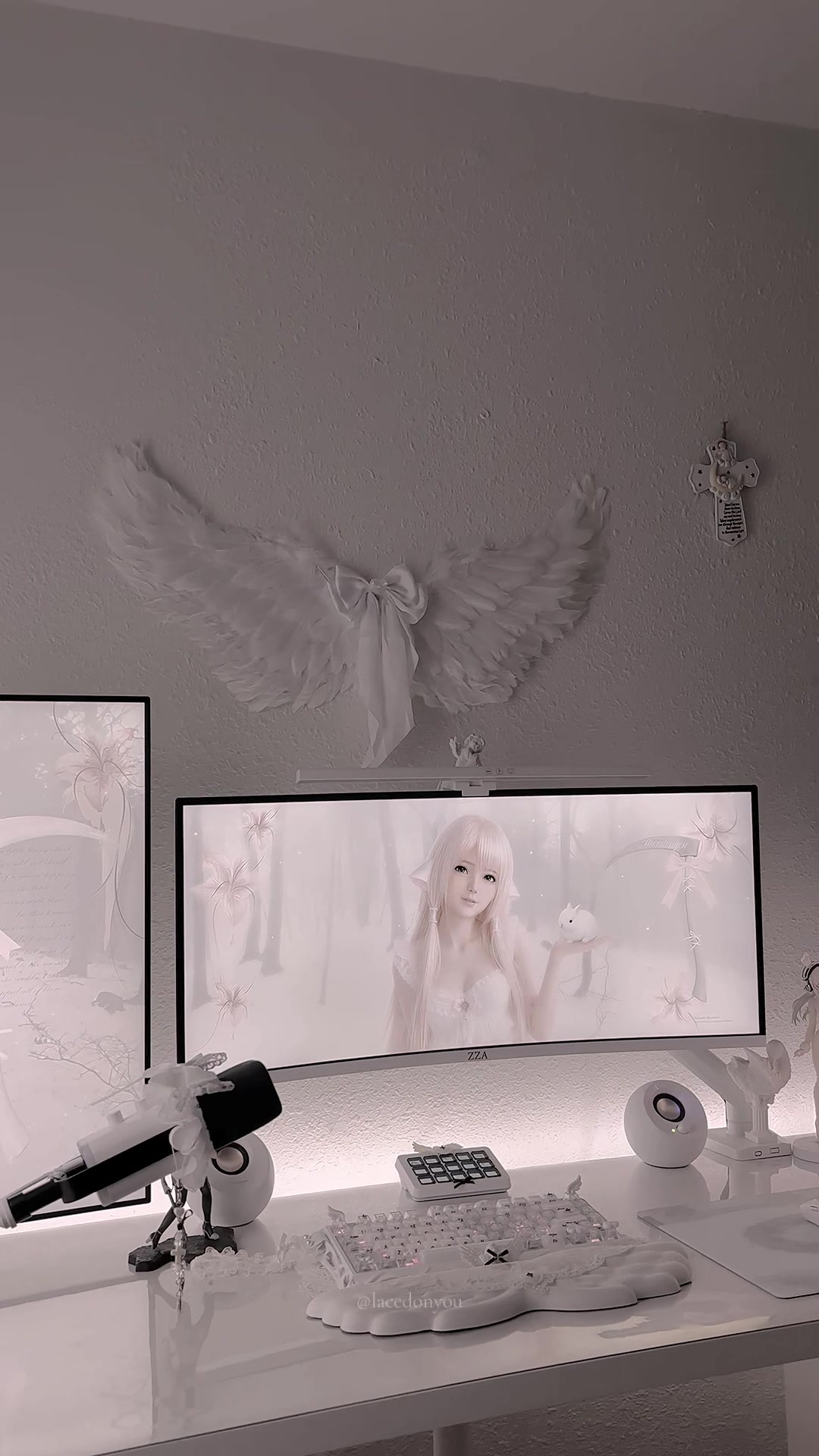 @Lin ・ ༝ ・