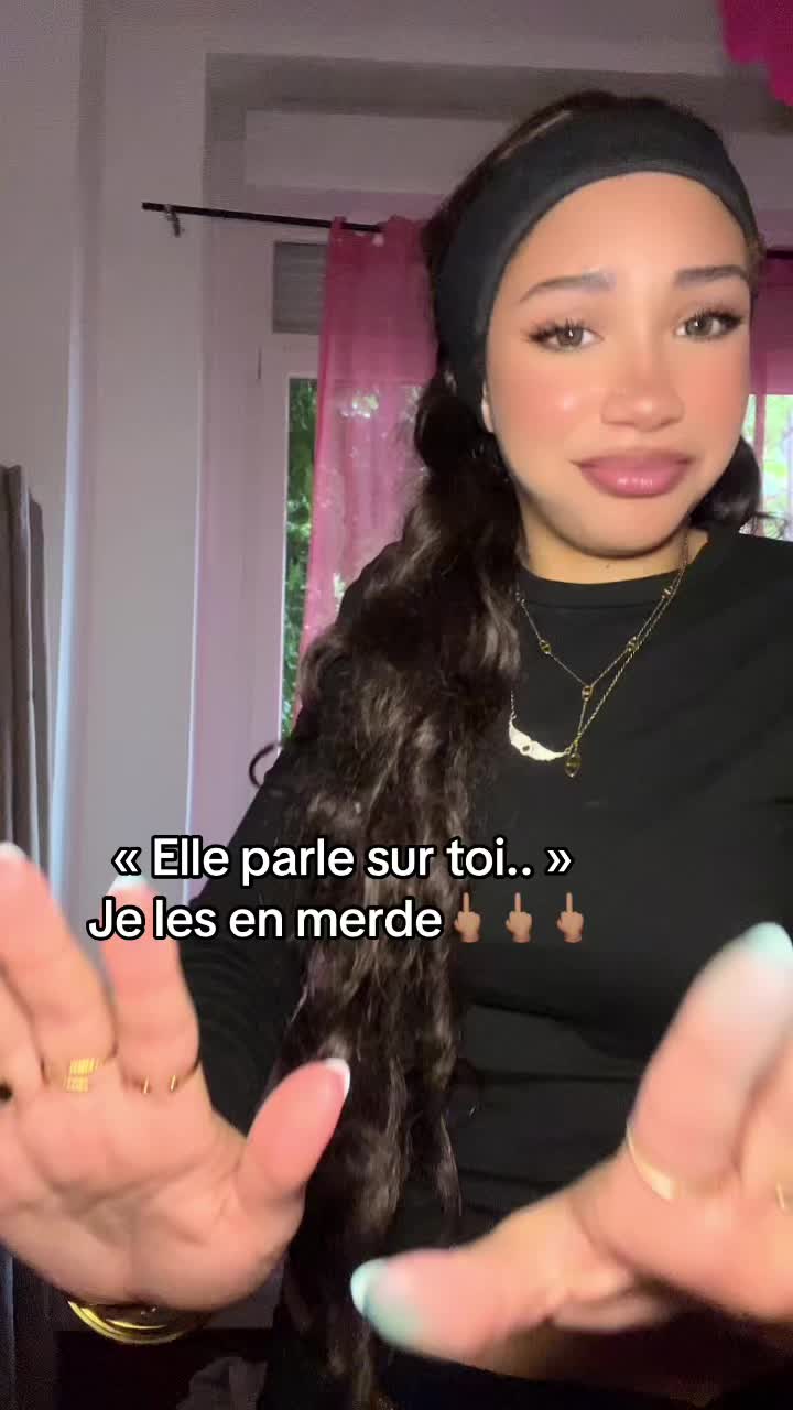 @🦦✨