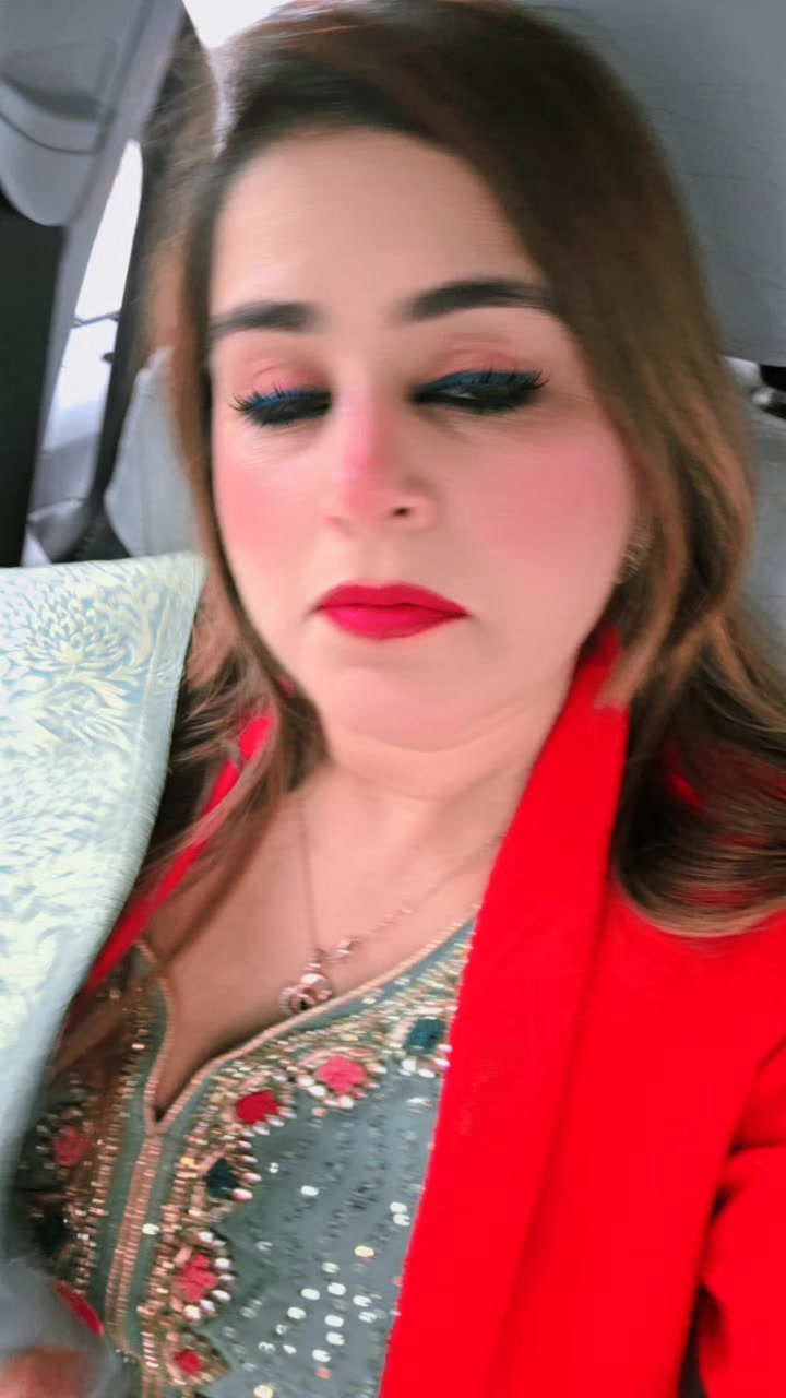@Arora Myra