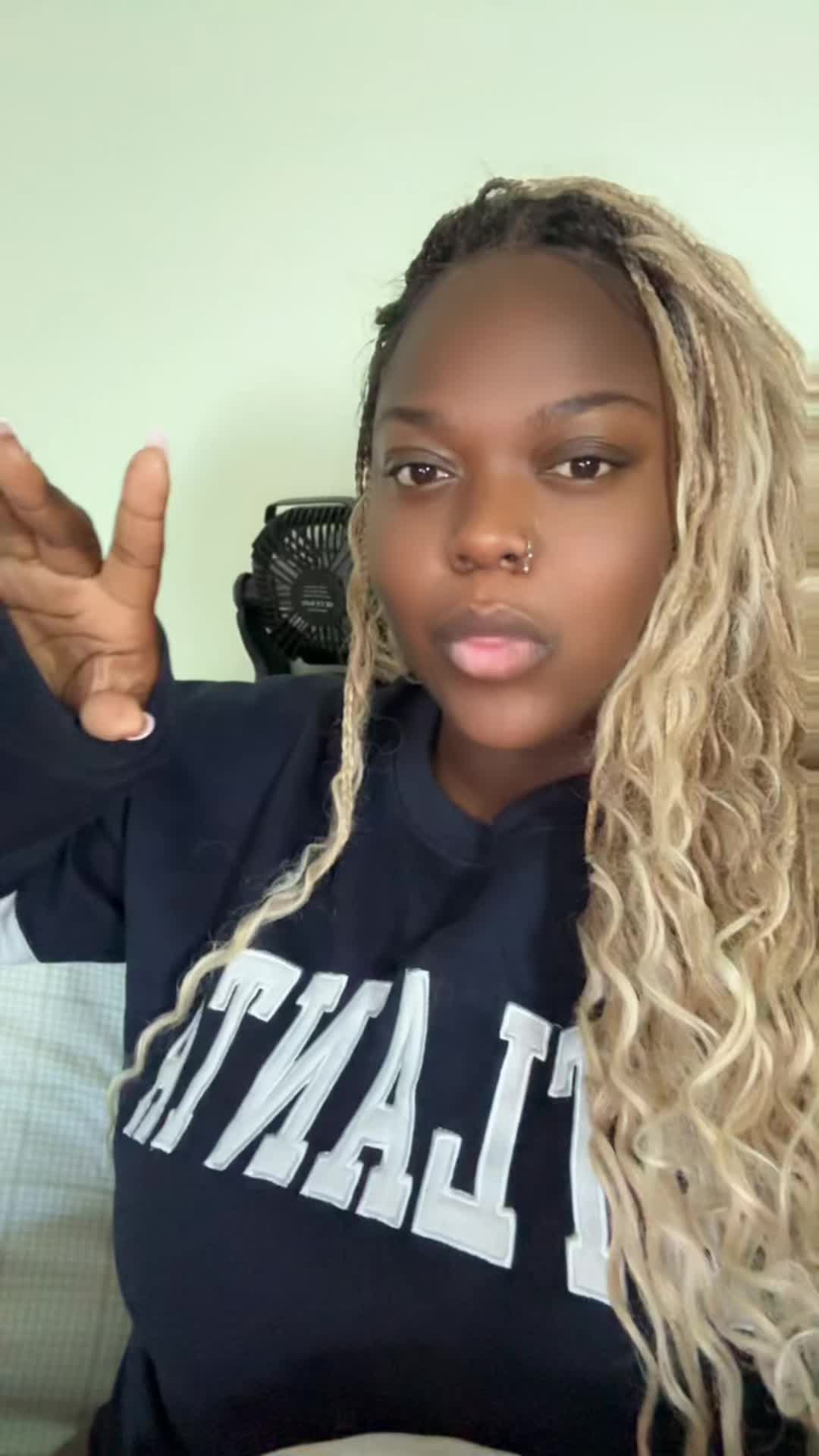 @The Controversial Blonde