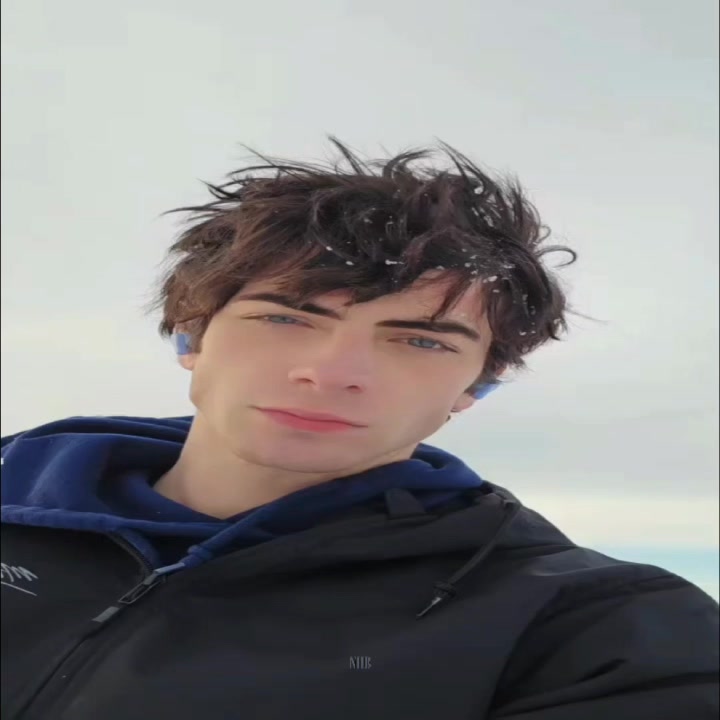@ɴᴀǫᴜs