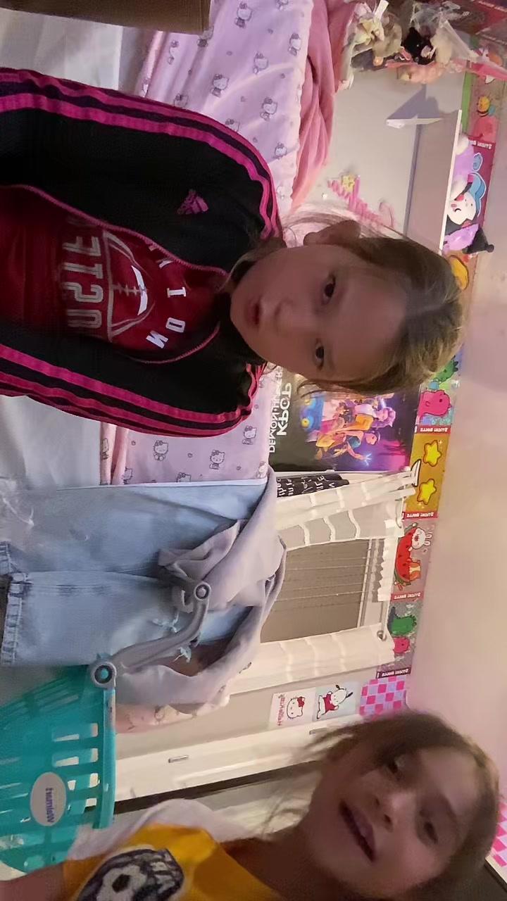 @MommyAndGirlyWhirl