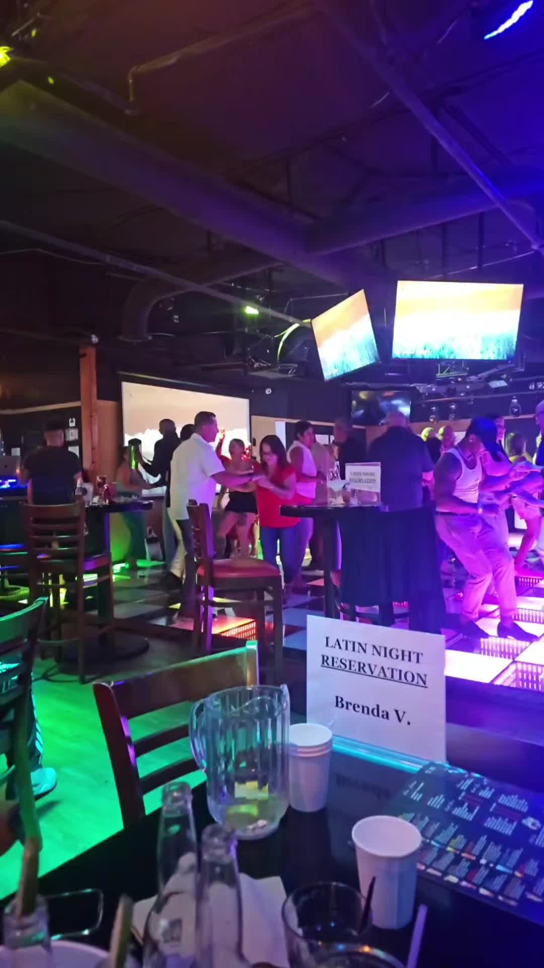 @Angel 🇵🇷