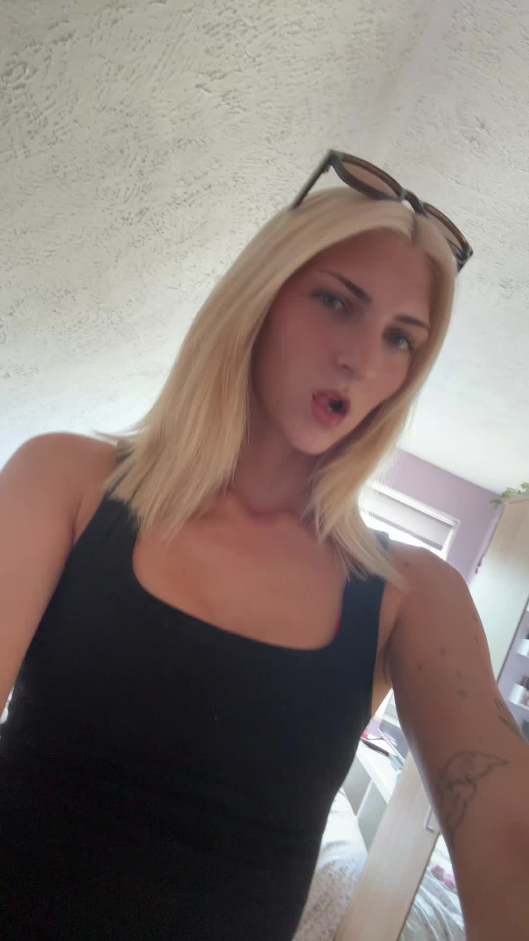 @maisie