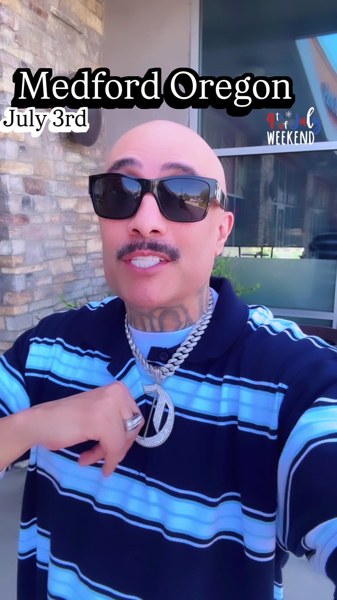 @Mr.Capone-E