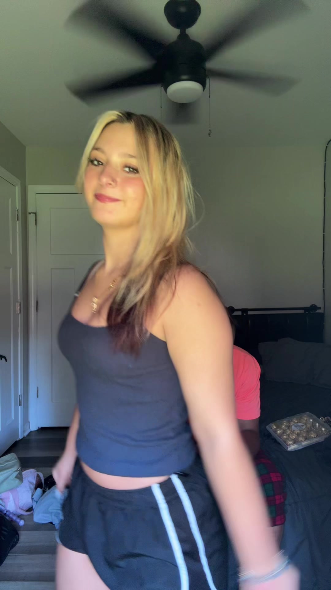 @alayna