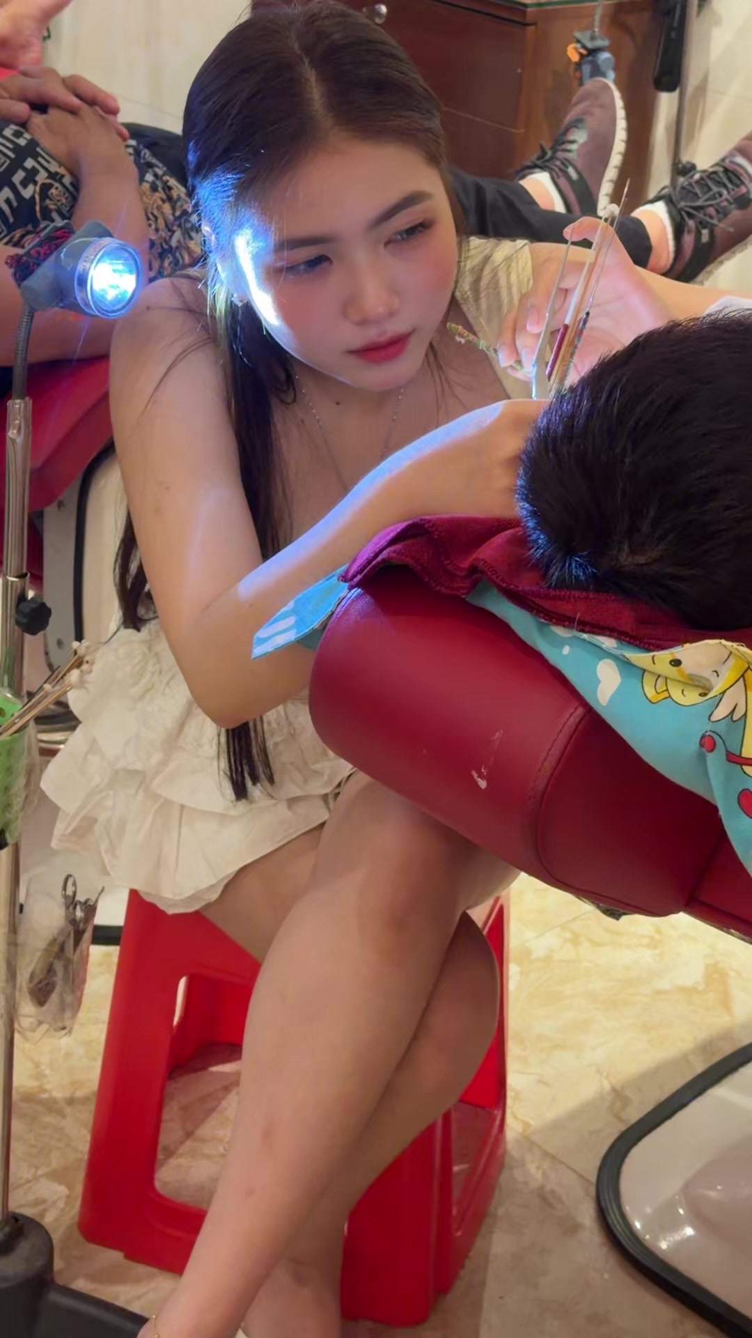 @HỚT TÓC NAM THẢO NGUYÊN Q4
