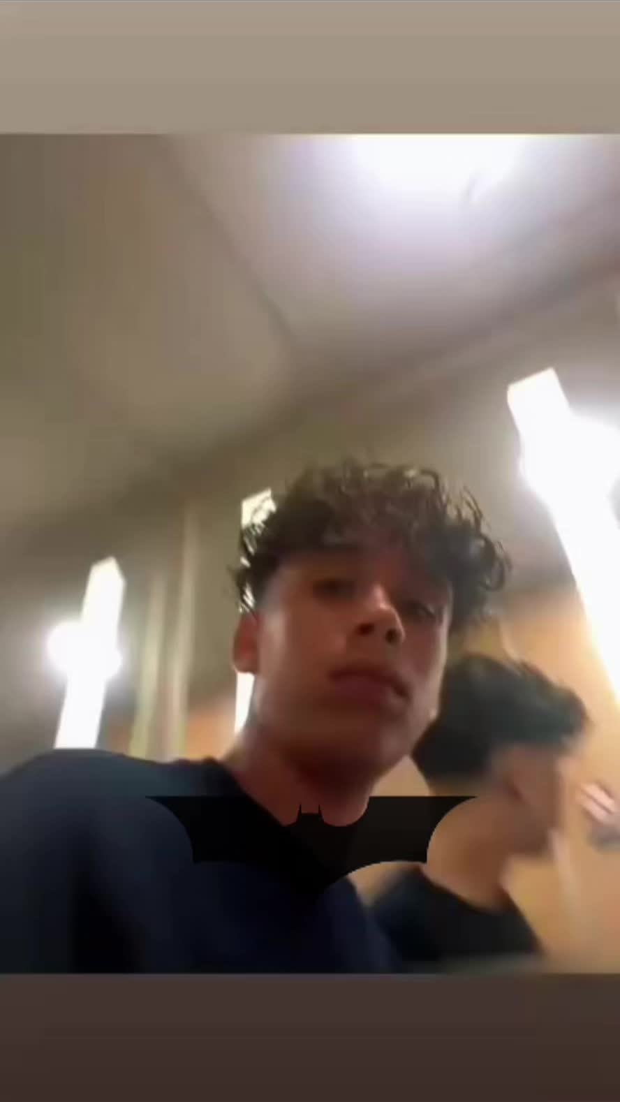 @tony_pyz_