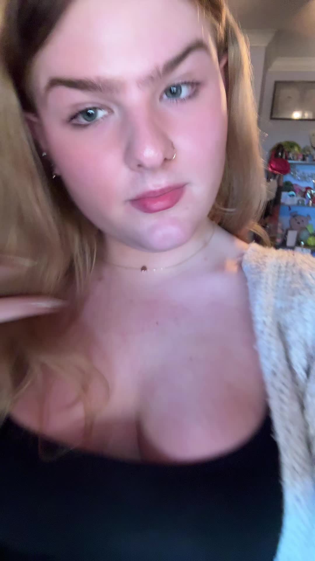 @Ella <3