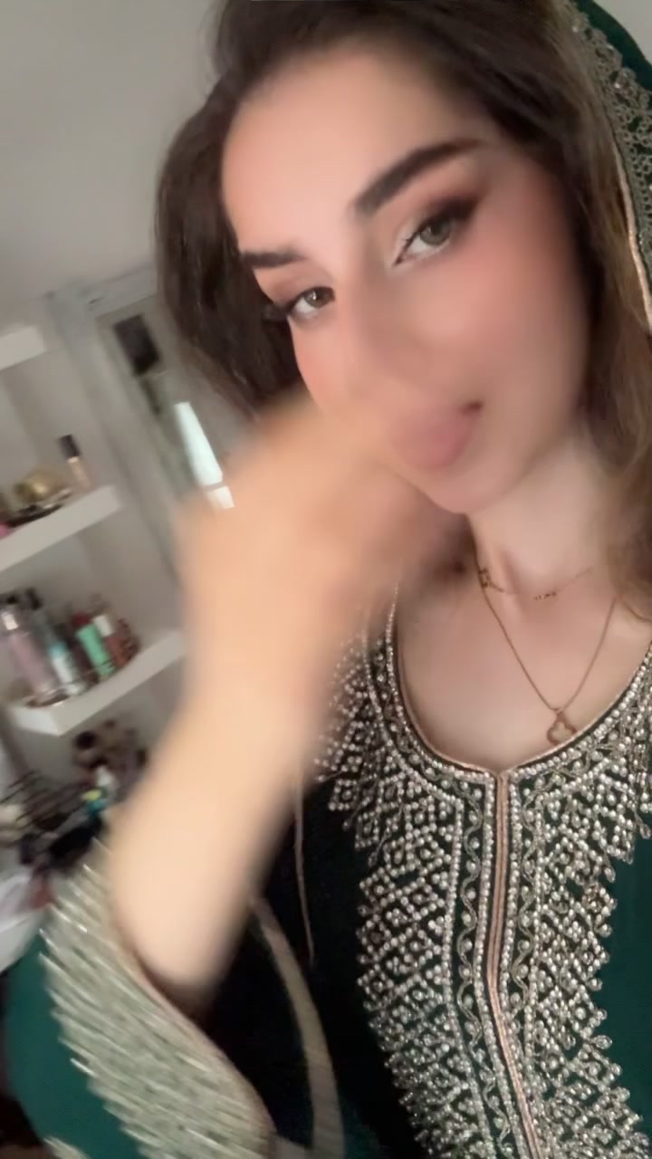 @Zohra