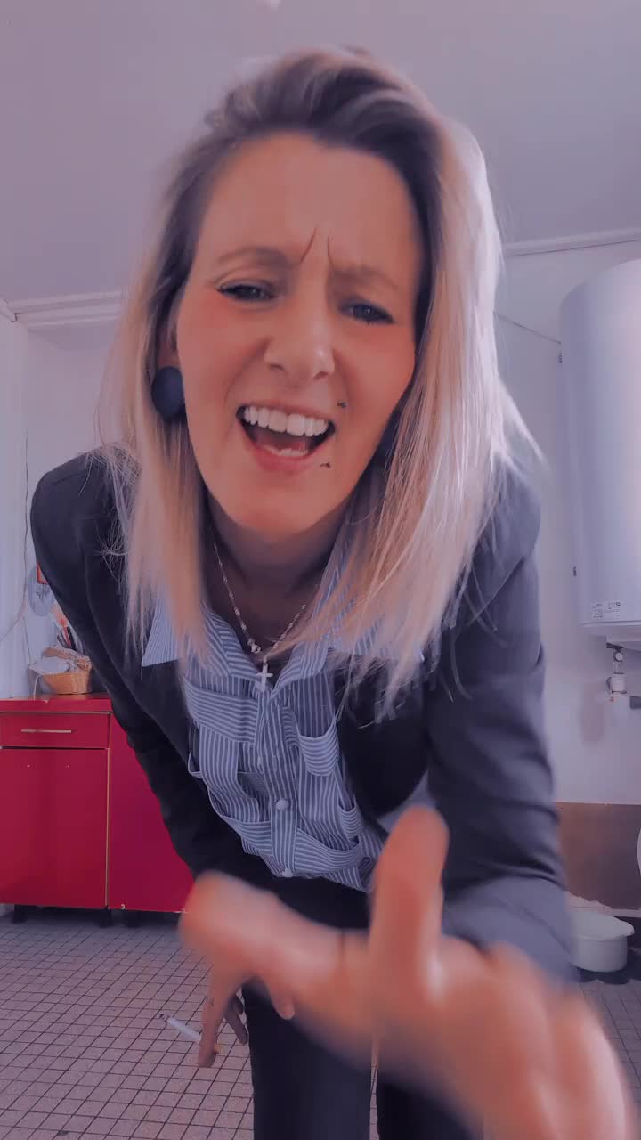 @🖕Laura 🖕
