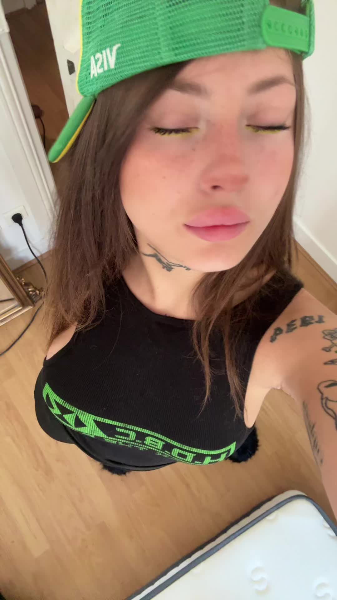 @Hortykitty