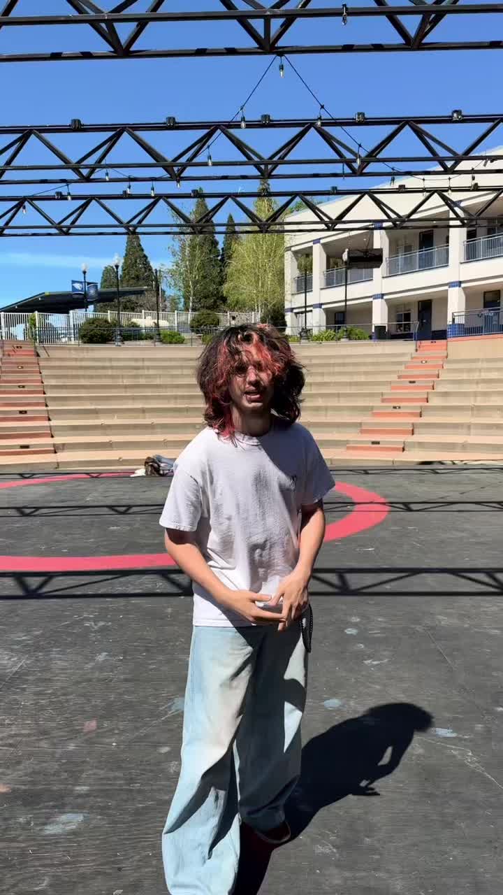 @𝔏𝔢𝔬𝔫