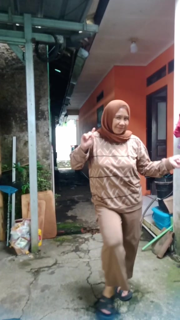 @Reni Rohayani379
