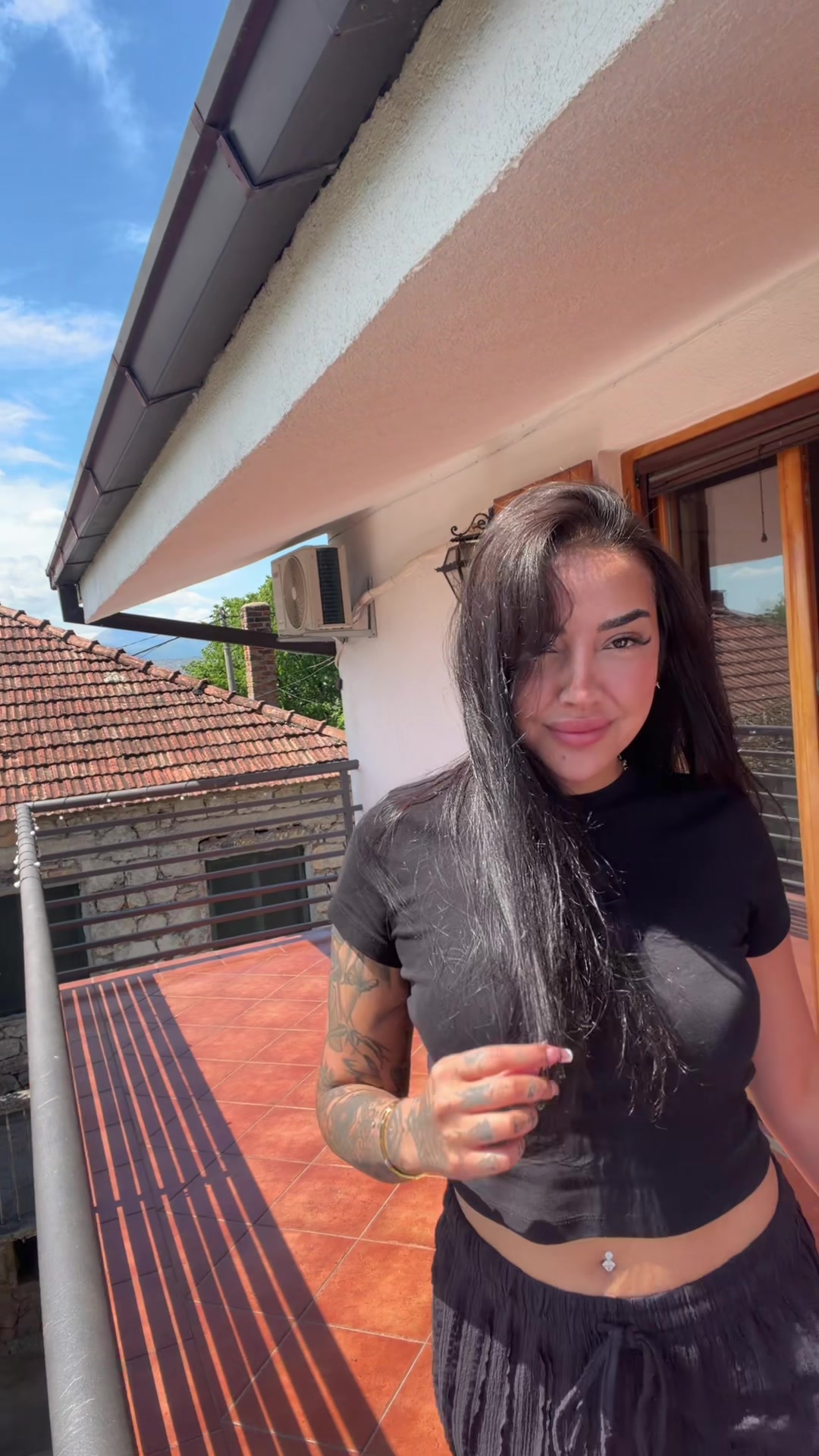 @Kimbudilek0