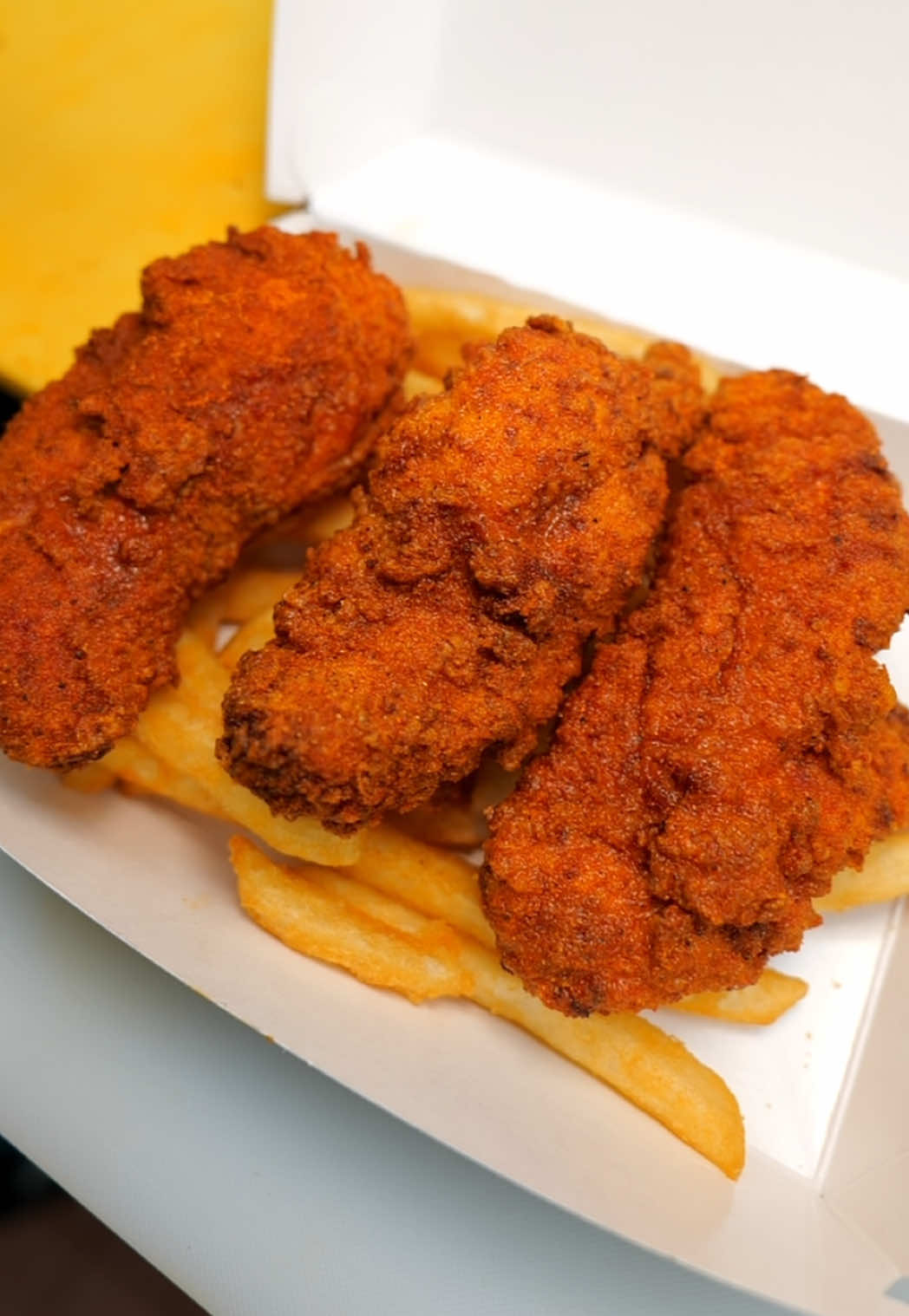@Fluffieshotchicken
