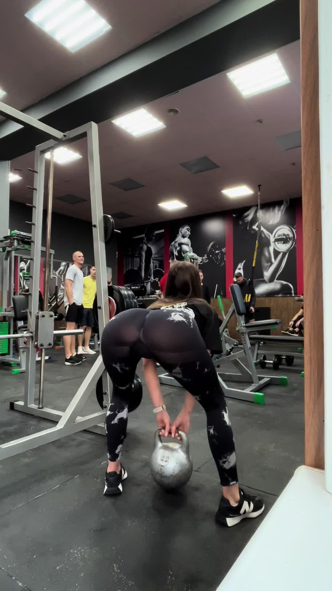 @hooliganka555_