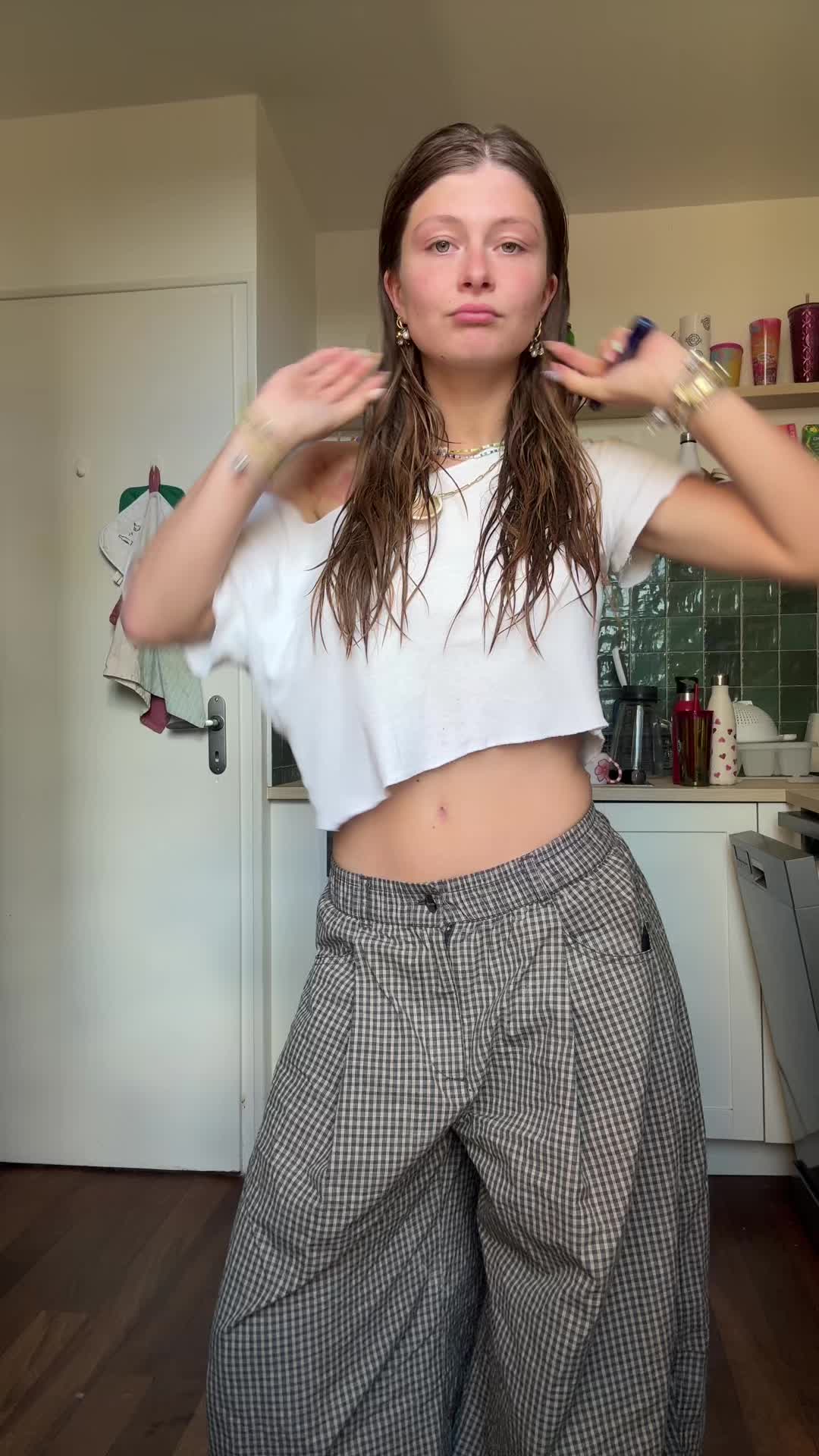 @Julie Dolar