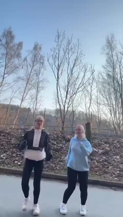 @Shari.