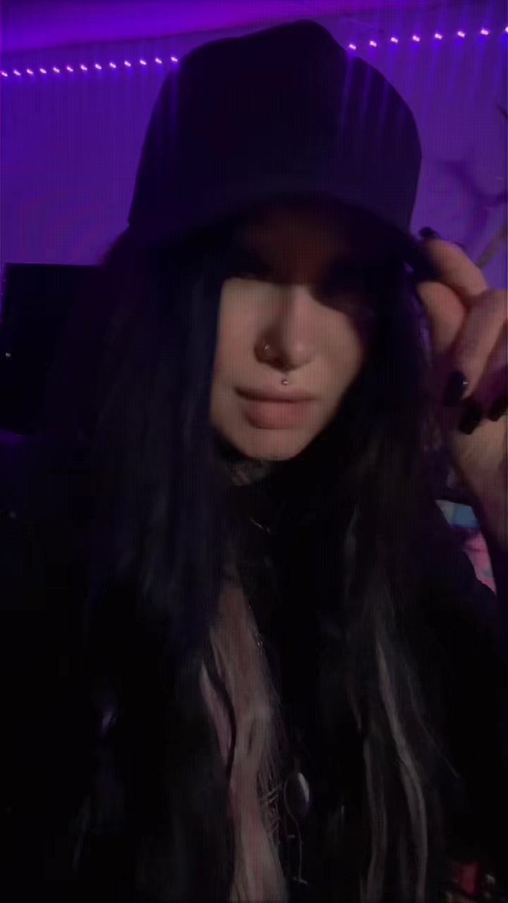 @Евдоша🖤