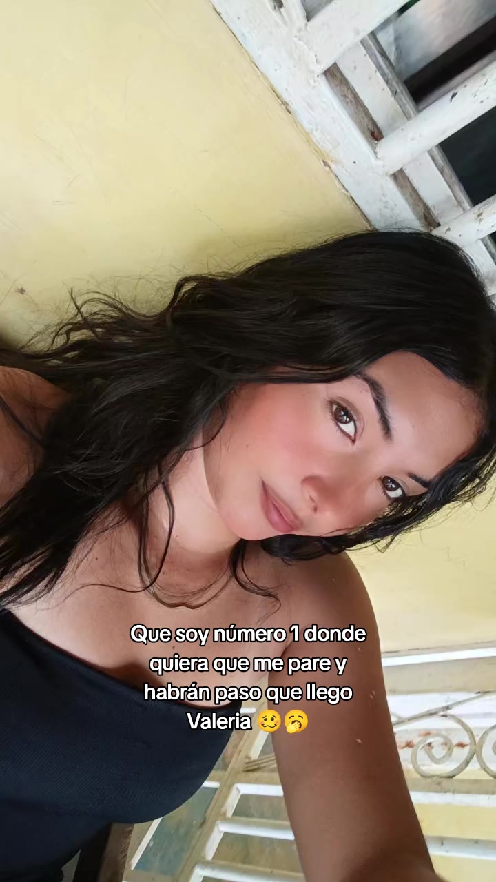 @Vale🤍🖤•Te sigue