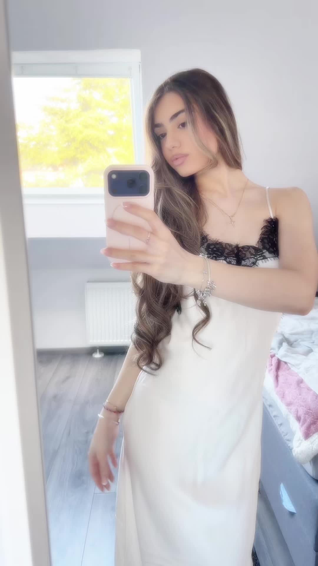 @Марија